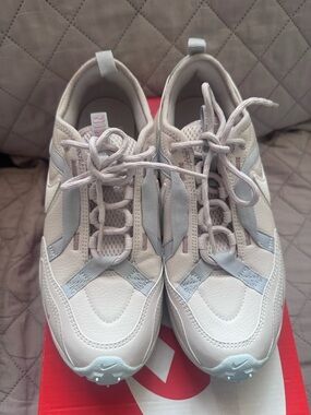 Nike TC 7900